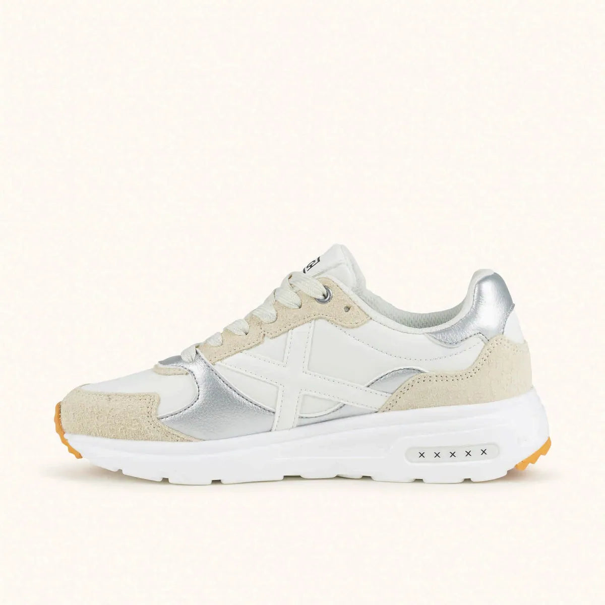 sneaker aurea con inserti scamosciati munich, bianco, argento e beige, foto 2 di 4